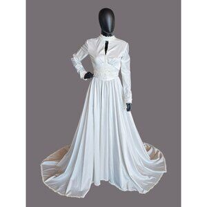 Vintage 70's White Long Sleeve Wedding Gown